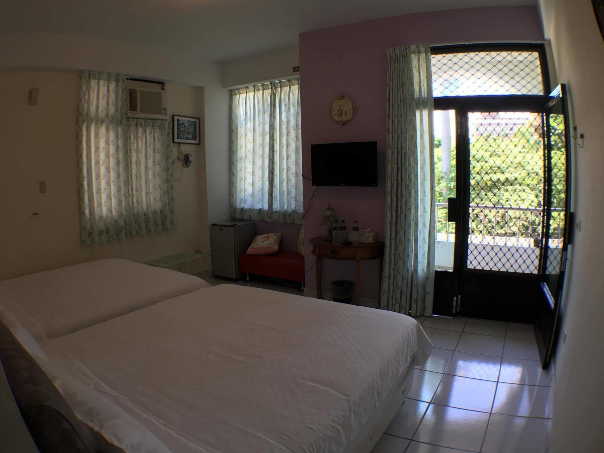 Zizai Garden Bed And Breakfast Hualien City Exterior foto